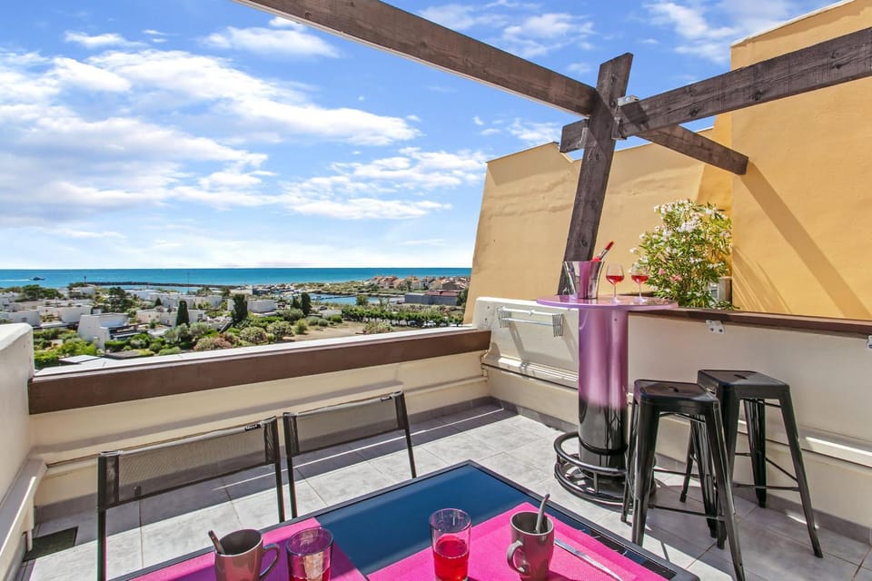 Patio, Sea view