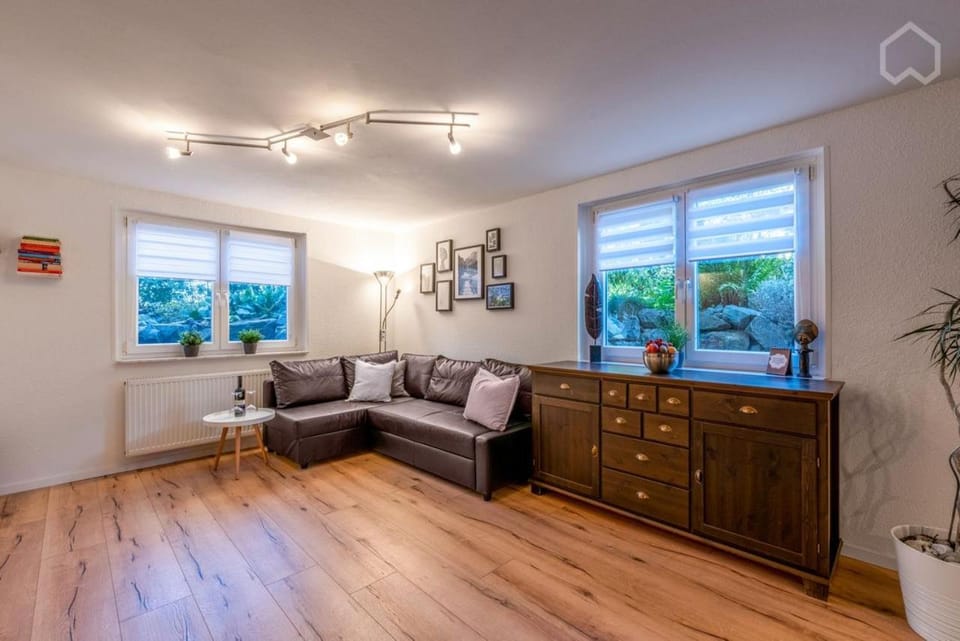 Living room, Photo of the whole room, Seating area