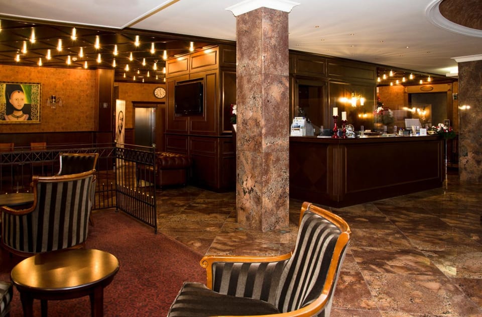 Lobby or reception, Lounge or bar