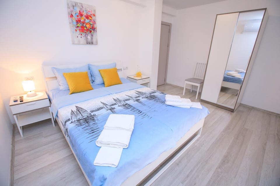 The Sun loves You - right beside the Park! Apartment in Blagoevgrad Province