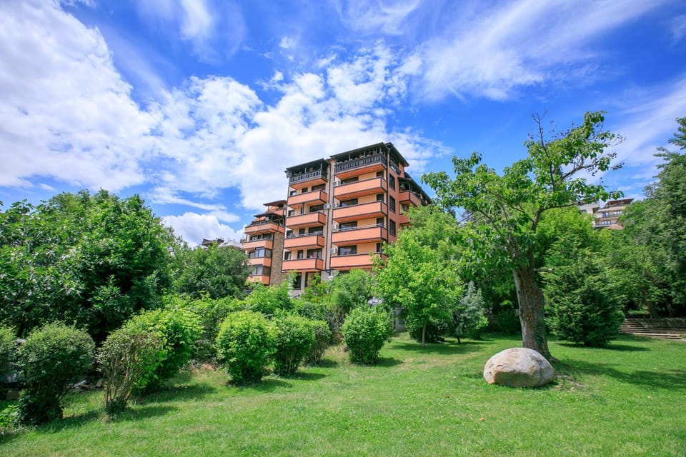 The Sun loves You - right beside the Park! Apartment in Blagoevgrad Province