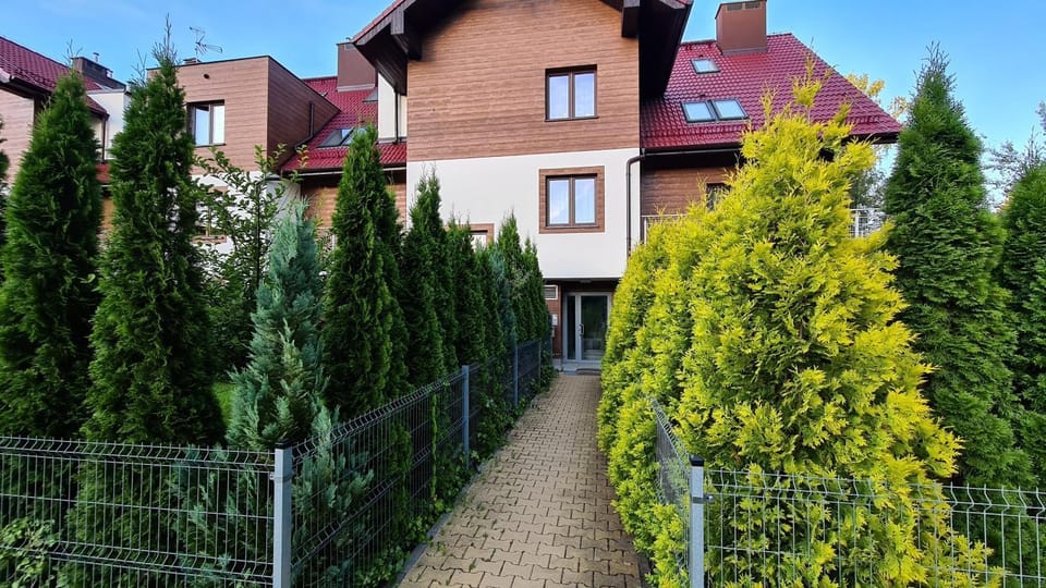 Neighbourhood, Natural landscape