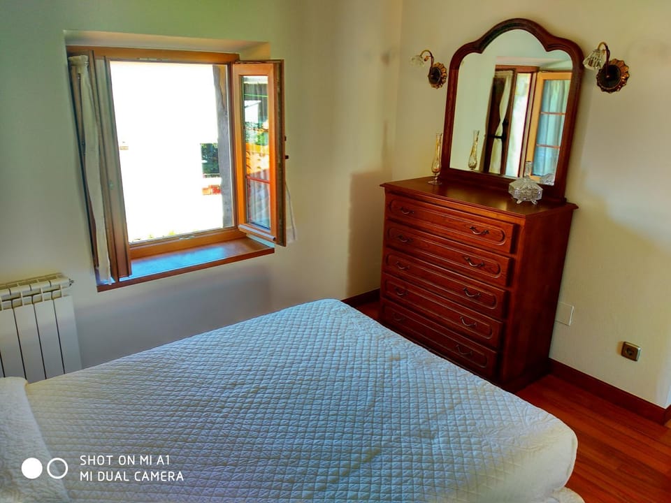 CASA AMPLIA CON JARDÍN Y APARCAMIENTO G-100147 House in Ajo