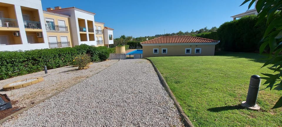 Apartamento piscina 5 minutos praia Apartment in Faro District