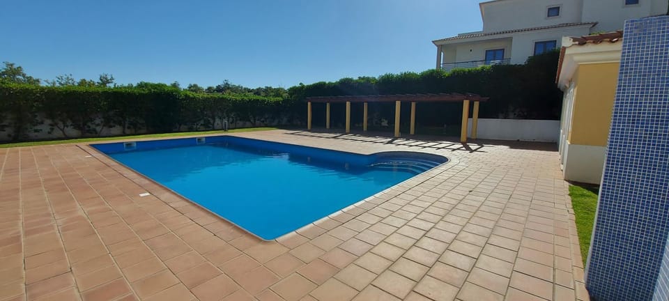 Apartamento piscina 5 minutos praia Apartment in Faro District