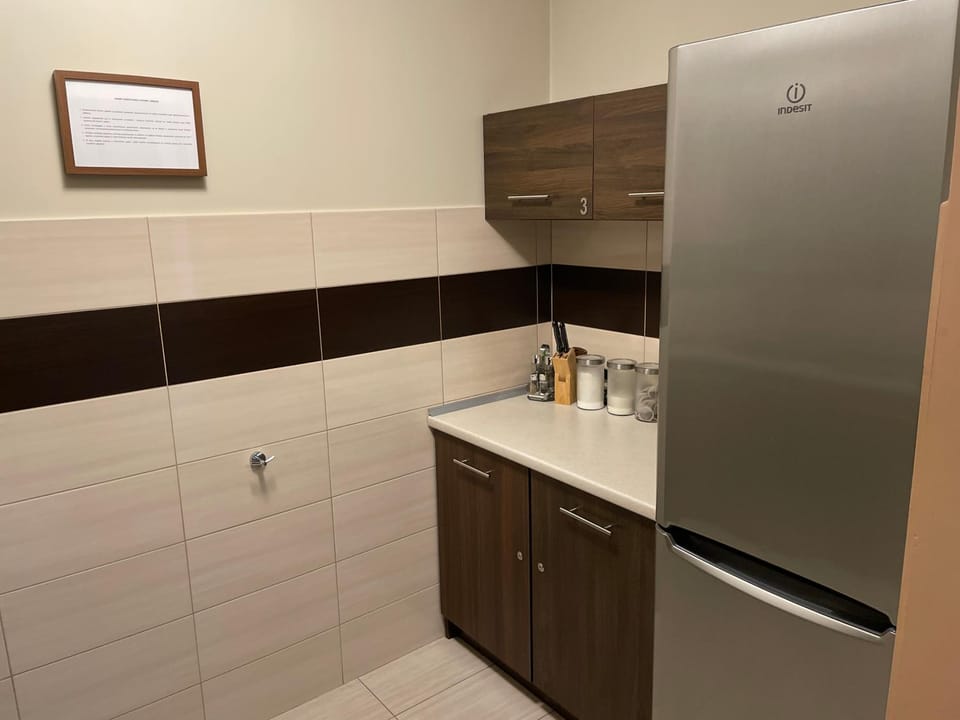 Kitchen or kitchenette, Communal kitchen