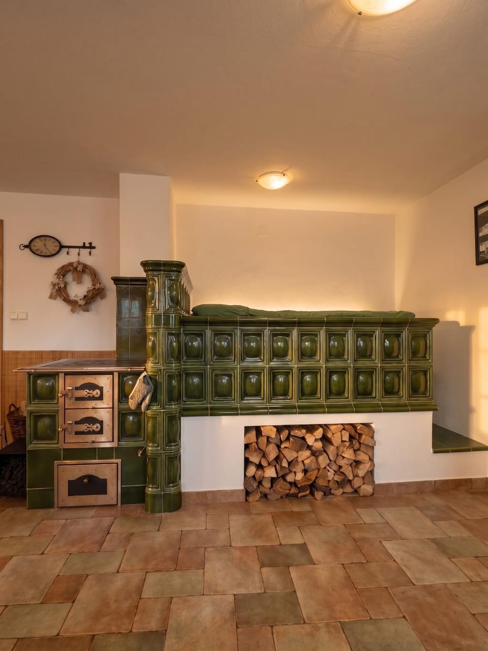 Chalupa U Sjezdovky, Zadov 22 Chalet in South Bohemian Region