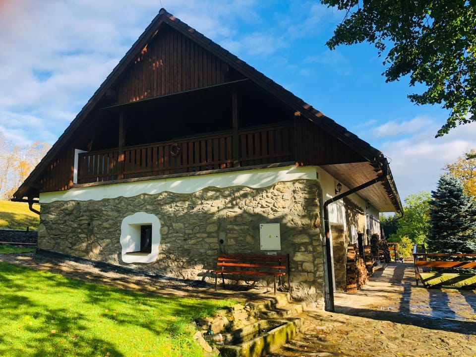 Chalupa U sjezdovky, Zadov 22 Chalet in South Bohemian Region
