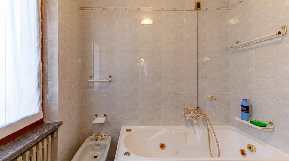 Bathroom, bidet