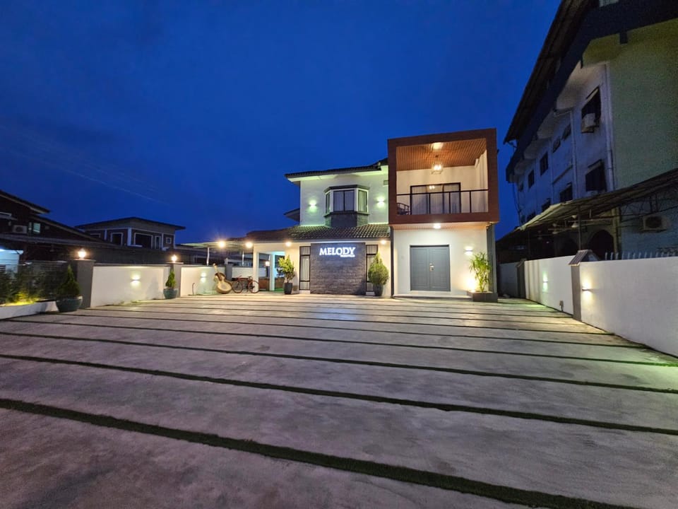 Property building, Night