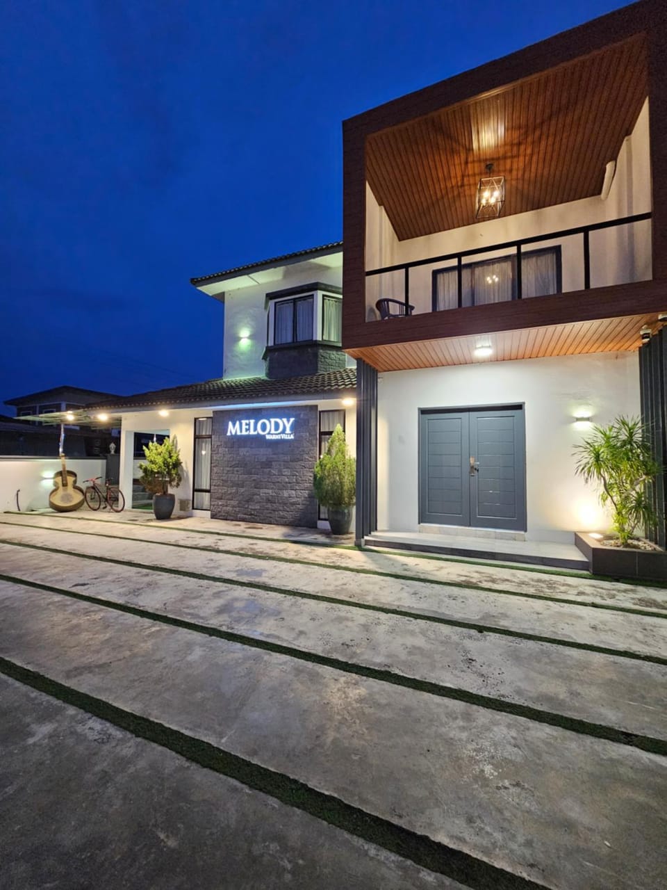Property building, Night