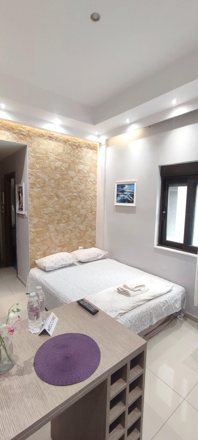 6-Stylish mini-suite for 4 people in central Rhodes! Apartment in Rhodes