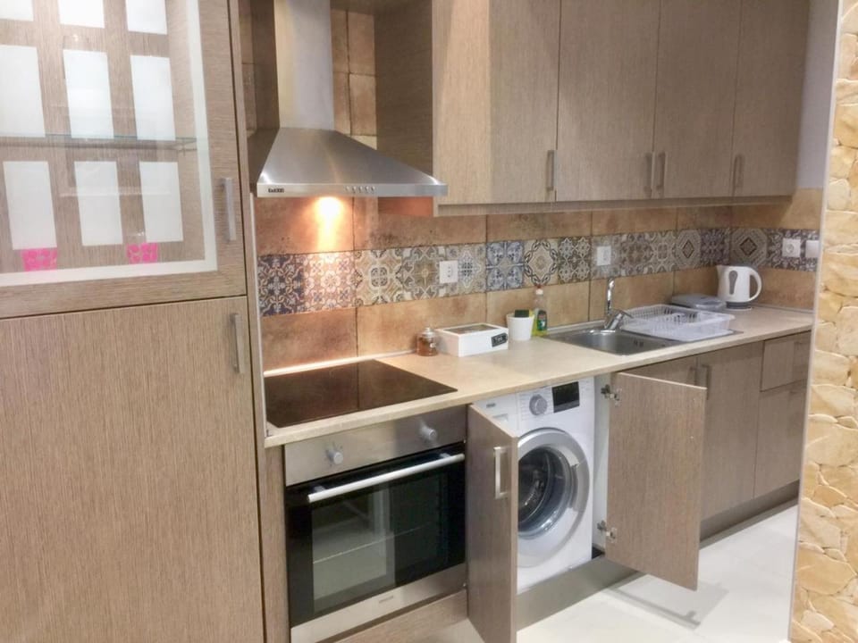 Kitchen or kitchenette, Living room, Dining area