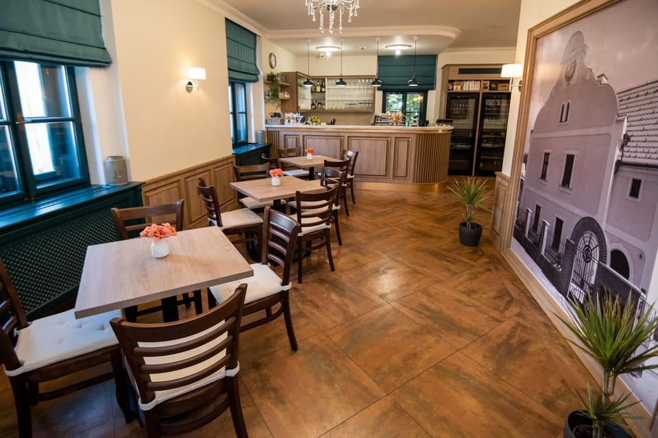 Lounge or bar