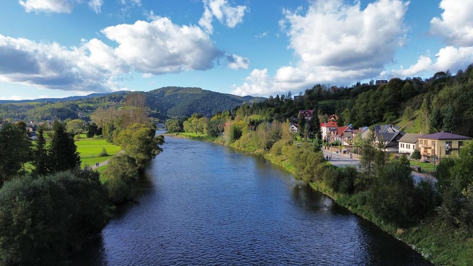 Day, Natural landscape, Bird's eye view, Fishing, Canoeing, Mountain view, River view