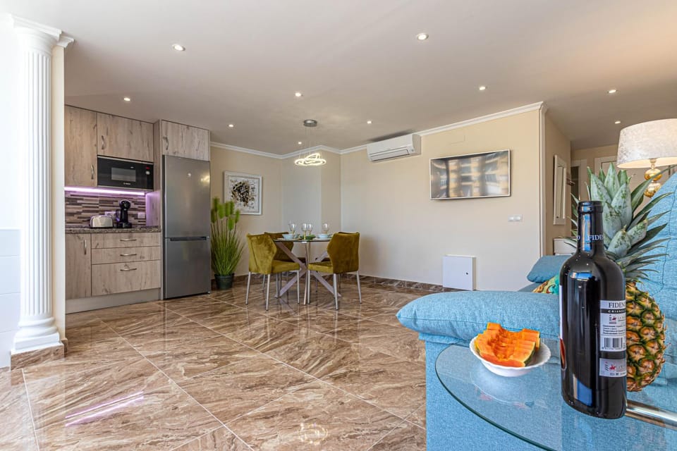 Living room, Decorative detail, Seating area