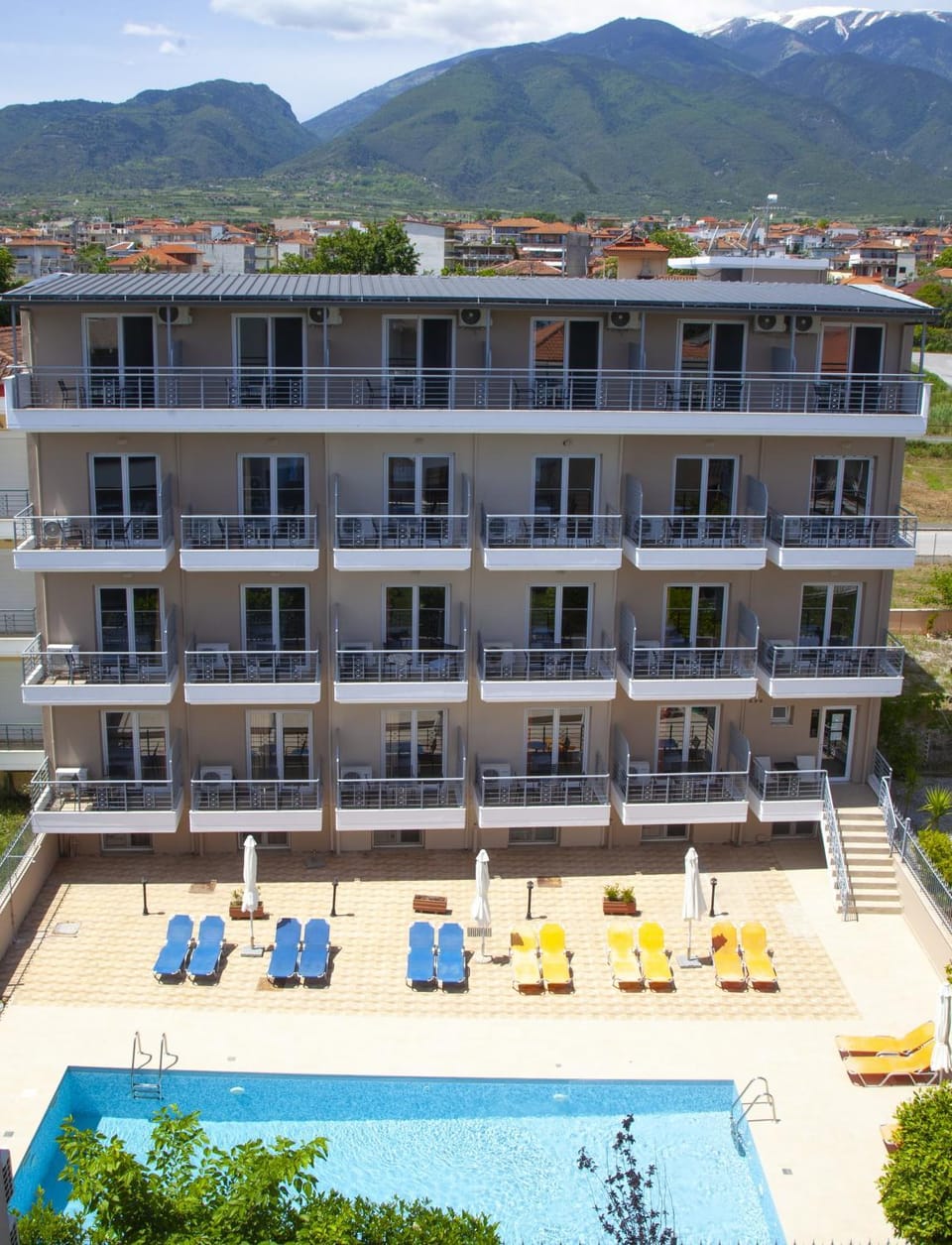 Property building, Swimming pool