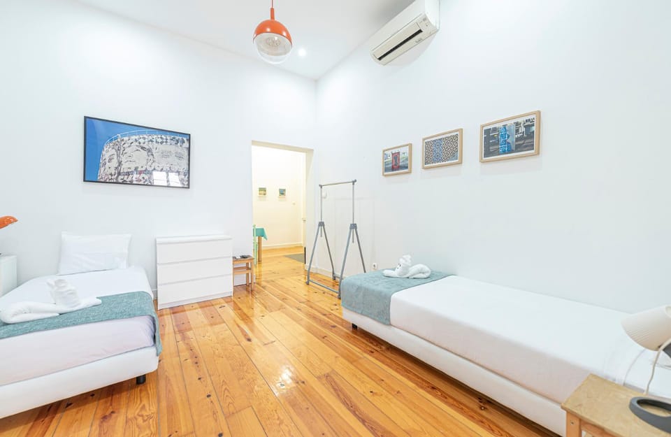HOUZE Central Studio in Alcântara Apartment in Lisbon
