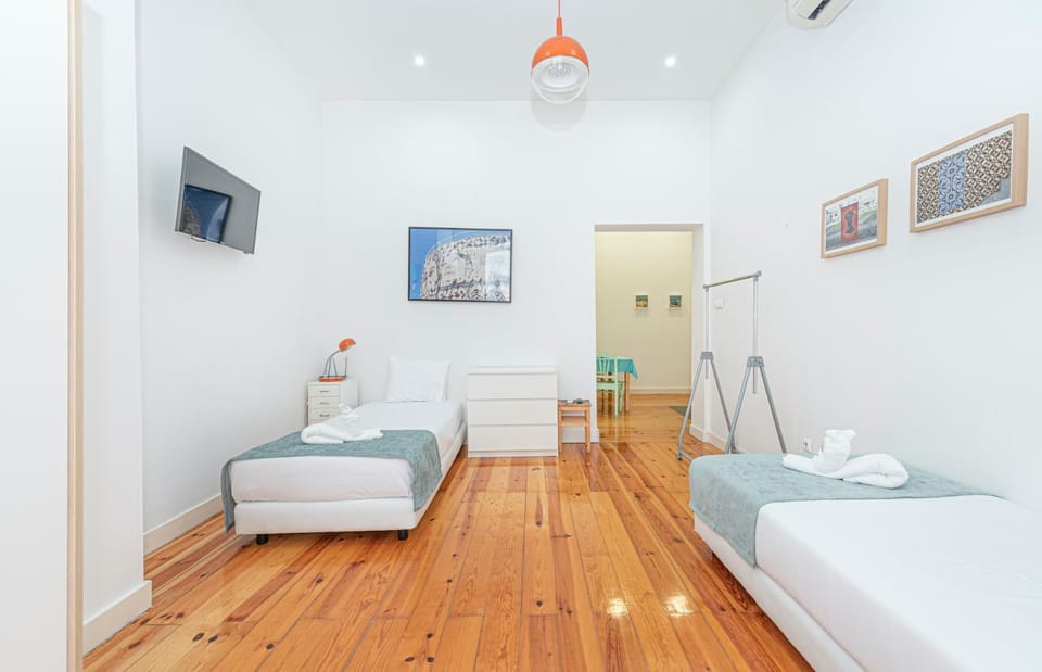 HOUZE Central Studio in Alcântara Apartment in Lisbon