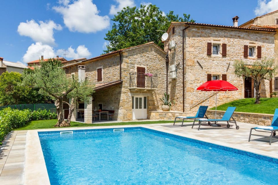 Villa Zoro with a lovely garden and a private POOL in the middle of Istria Villa in Istria County