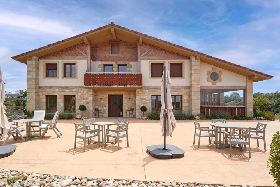Property building, Balcony/Terrace