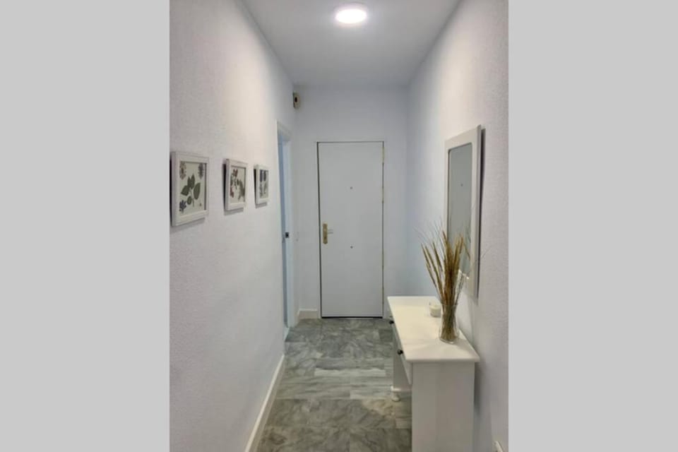 Amplio apartamento junto al mar Apartment in Fuengirola