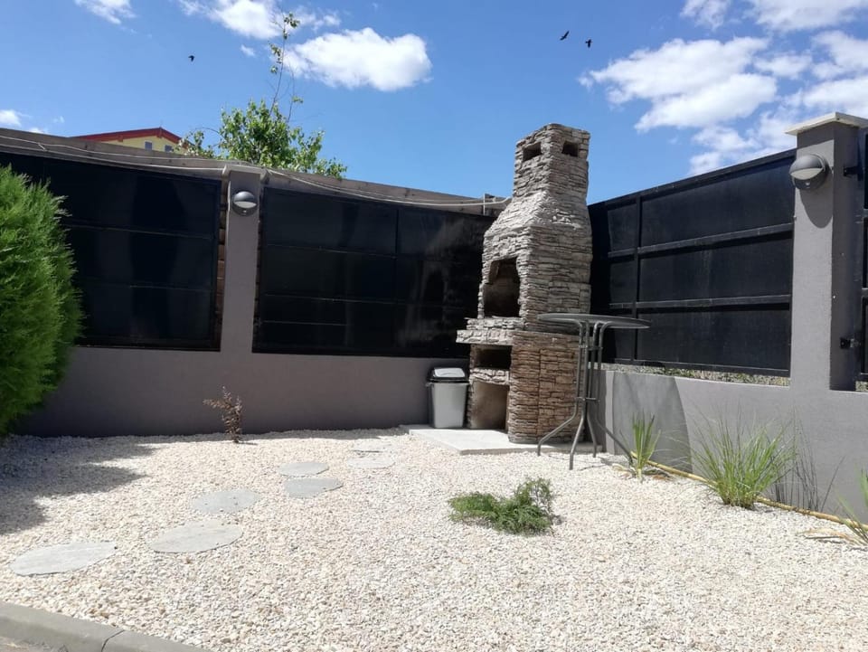 BBQ facilities, Garden