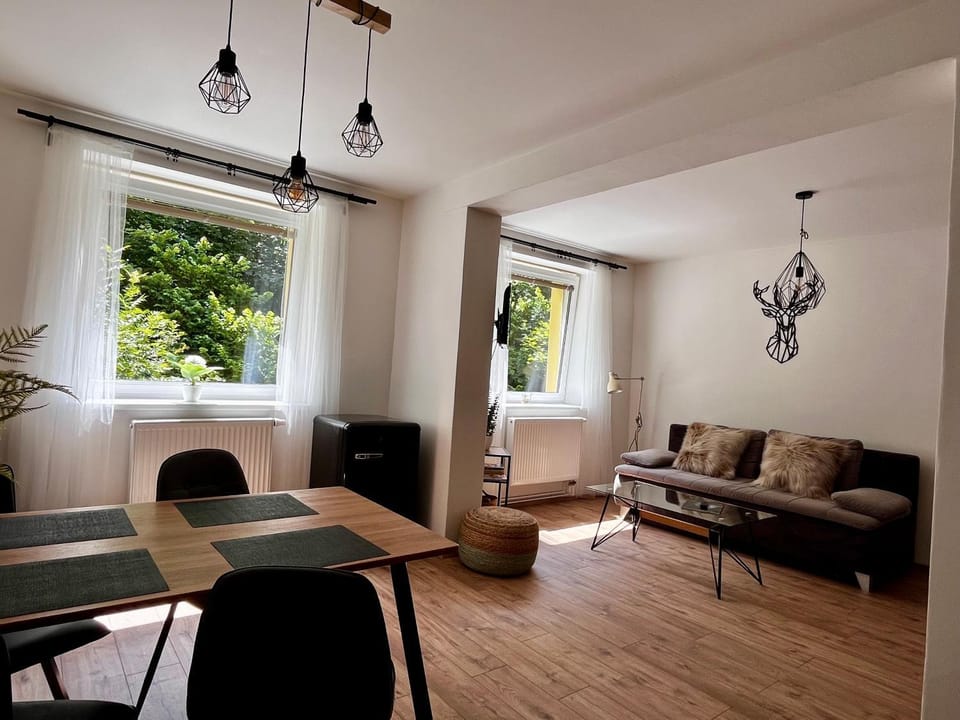 Living room, Seating area, Dining area