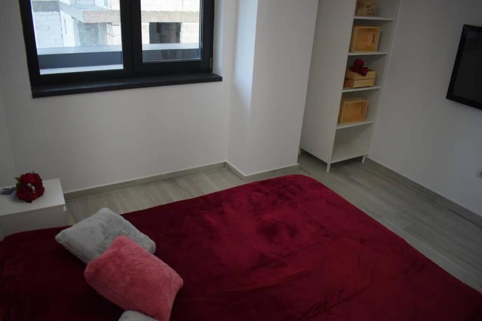 Apartment By The Lake with a View Apartment in Constanta