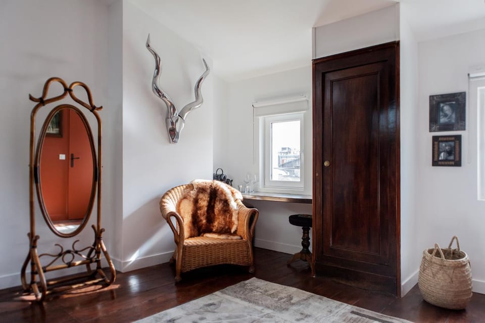 Decorative detail, Bedroom