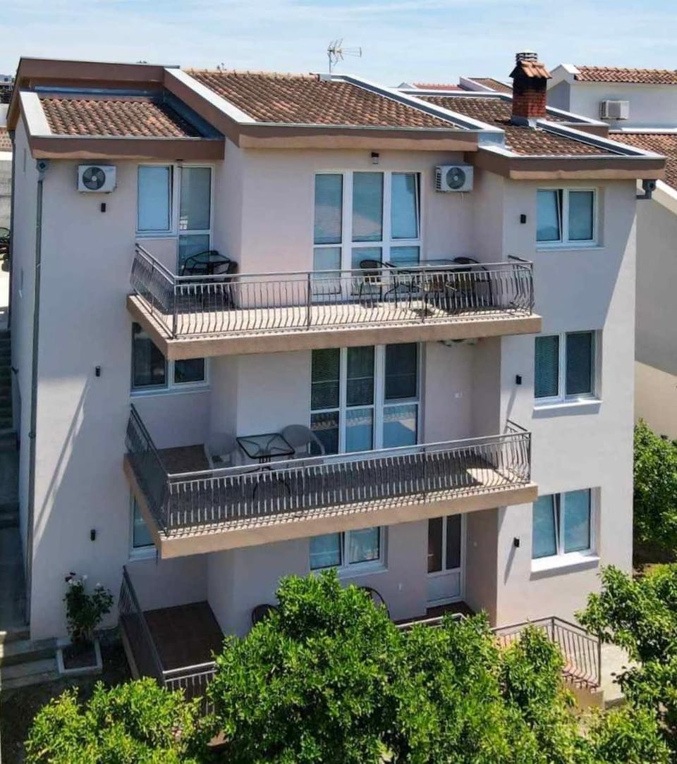 Kasneci Apartments Bed and Breakfast in Ulcinj Municipality