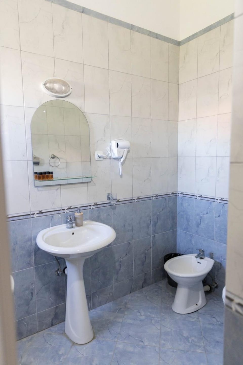 Kasneci Apartments Bed and Breakfast in Ulcinj Municipality
