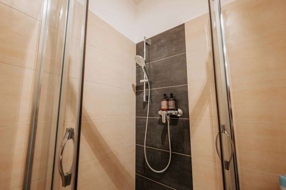 CityBeat Apartments, 400m from the square Apartment in Czechia