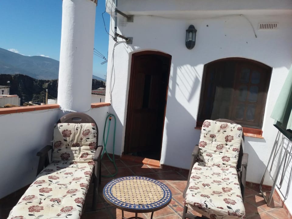 Casa Santa Ana House in Alpujarra Granadina