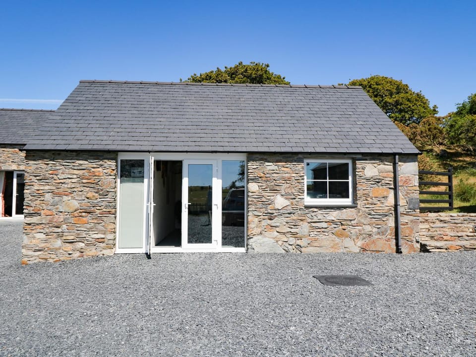 Garth Morthin The Farmhouse House in Wales