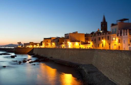 Alghero Old Town Apartment Bed and Breakfast in Alghero