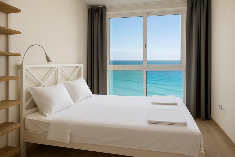 The Pearl with Private Beach Access Apartment in Benalmadena