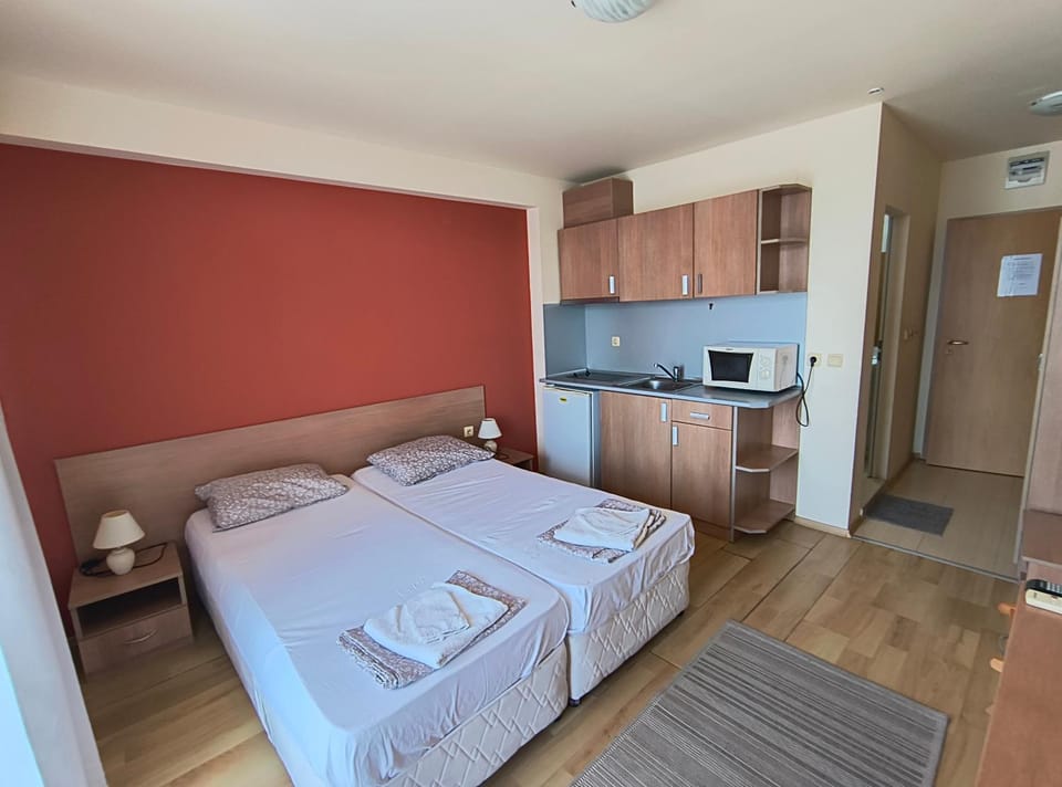 Студио до Кики Бийч Apartment in Sunny Beach
