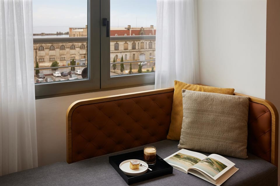 View (from property/room), Decorative detail, Bedroom