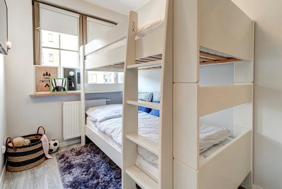 Bed, Photo of the whole room, Bedroom, bunk bed