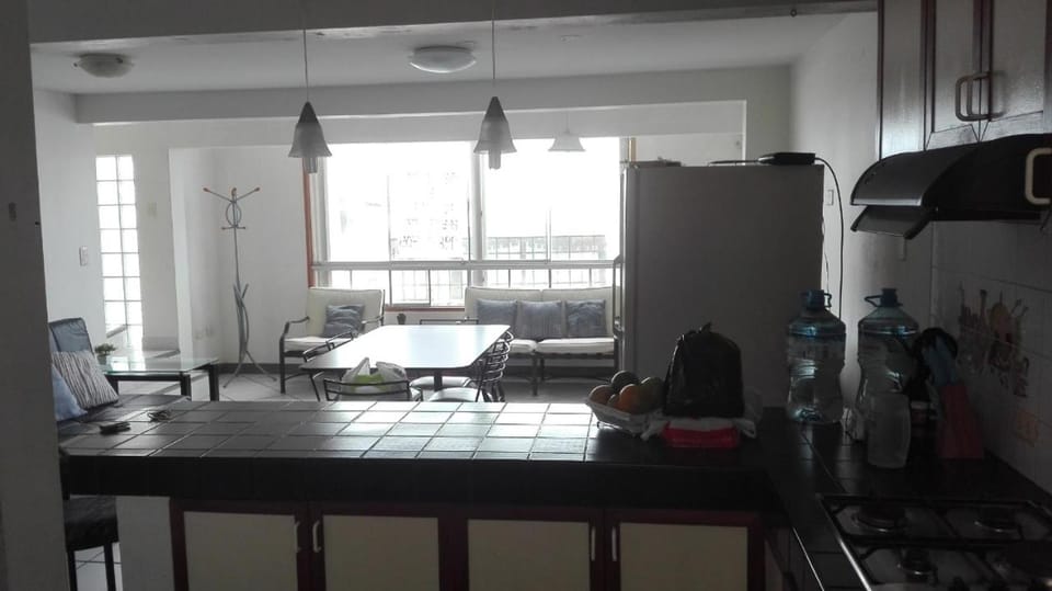 Communal lounge/ TV room, Communal kitchen