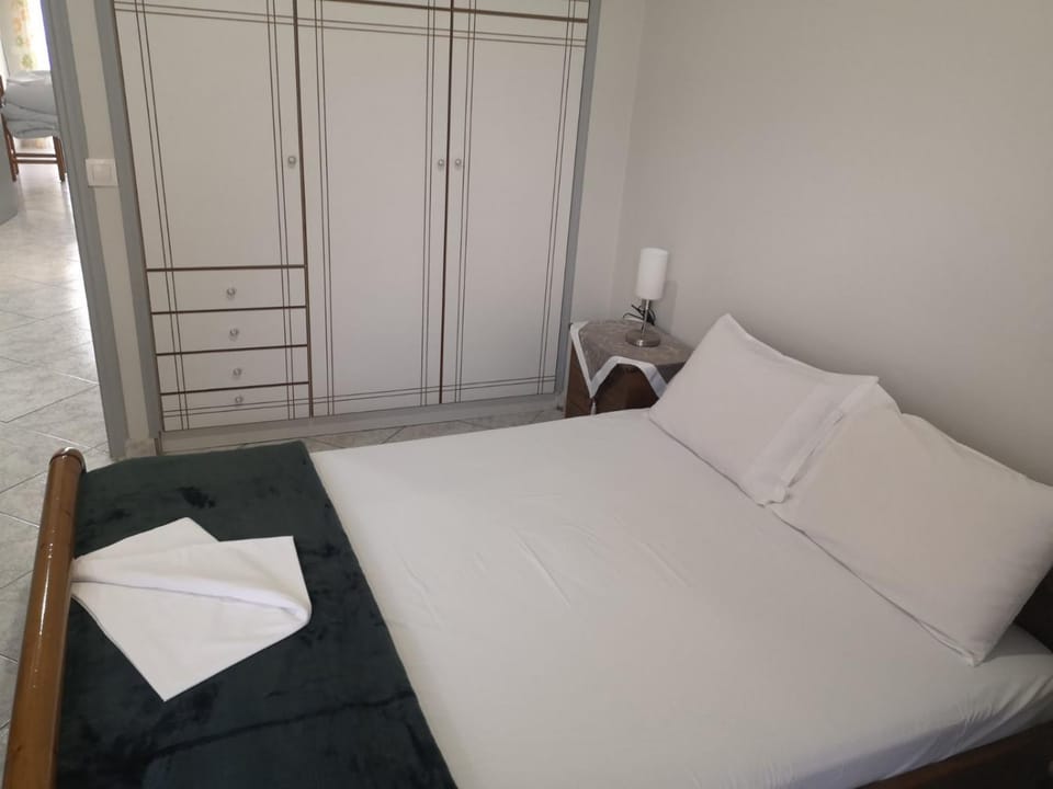 Panos & Antzy Apartment Apartment in Messenia