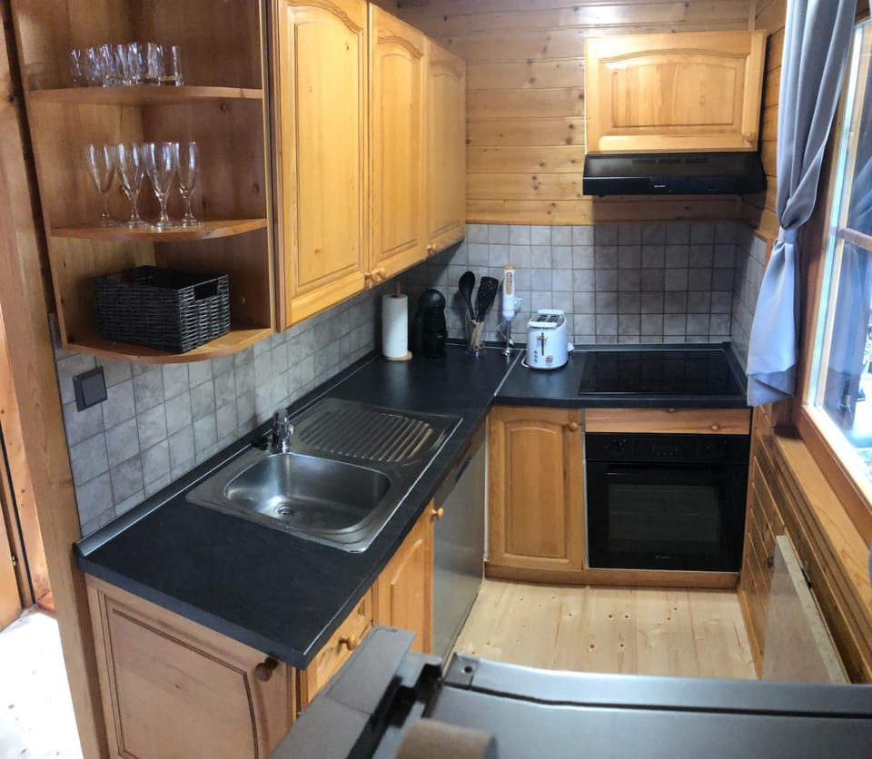 Holiday Cottage Krishtan House in Slovenia