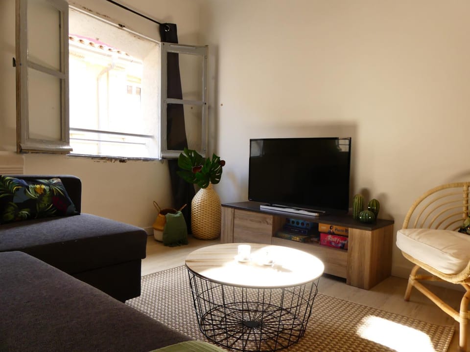LE BEDARRIDE Apartment in Aix-en-Provence