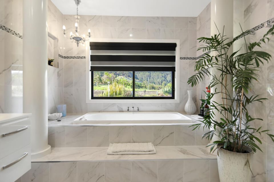 Bathroom, Bath