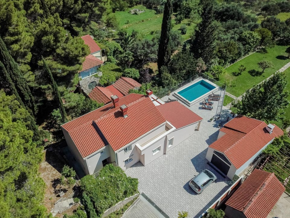 Luxury Vila Divina-Exceptional privacy Villa in Dubrovnik-Neretva County