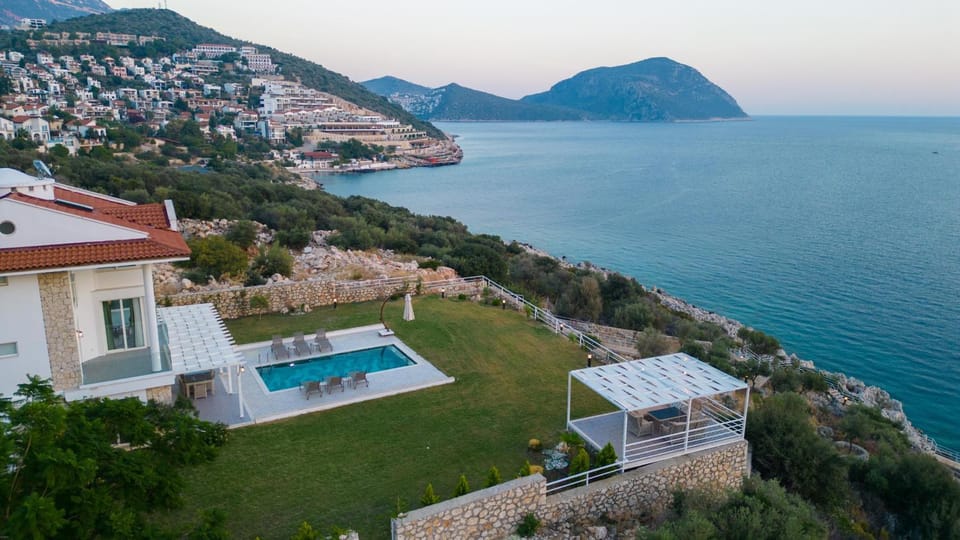 Property building, Mountain view, Sea view, Swimming pool