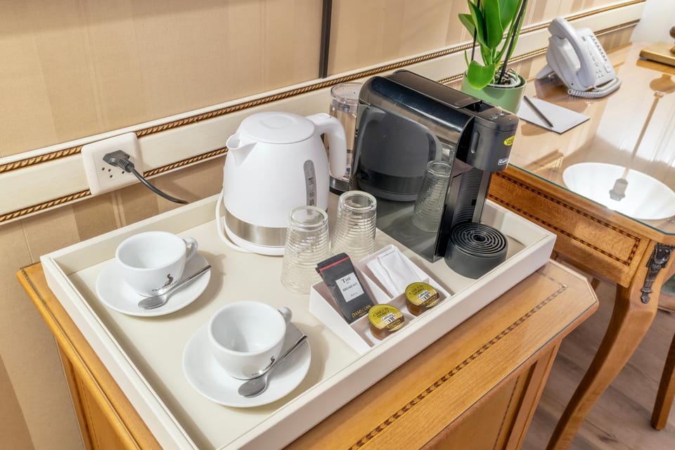 Coffee/tea facilities