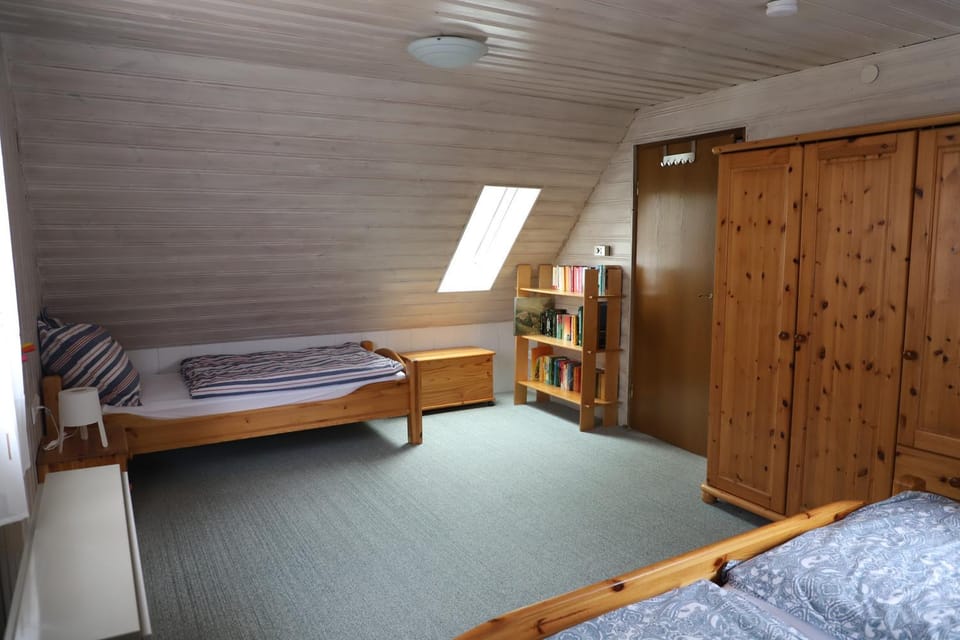 Bed, Bedroom, wardrobe