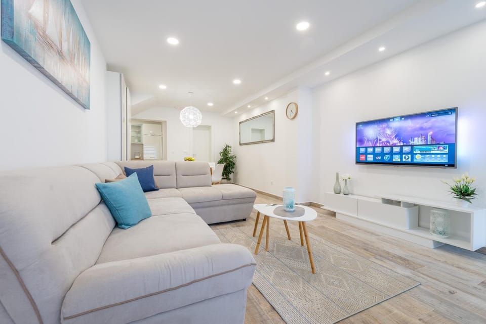 TopHill Deluxe Apartment in Dubrovnik